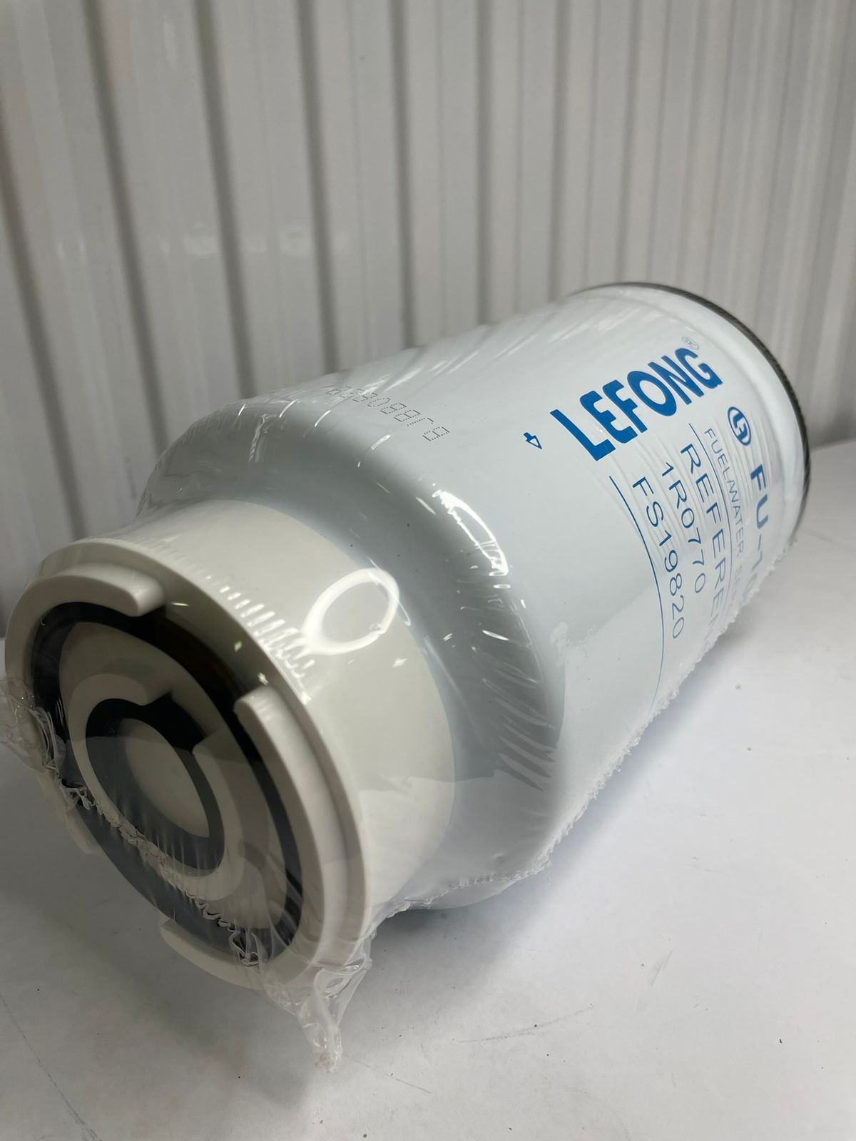 Фильтр топливный FU-1006. Применяется на CAT 324/325