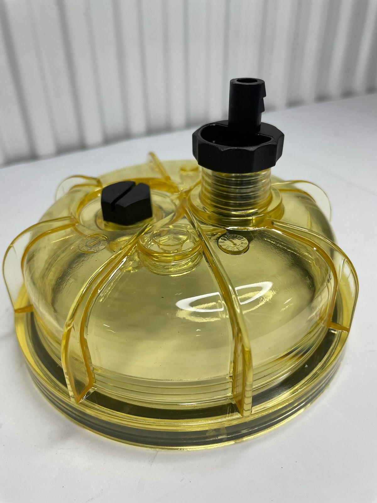 Крышка-отстойник топливного фильтра FU-1004